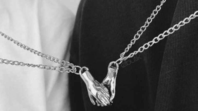 SEVGİLİYE ALINABİLECEK EN UYGUN HEDİYELER